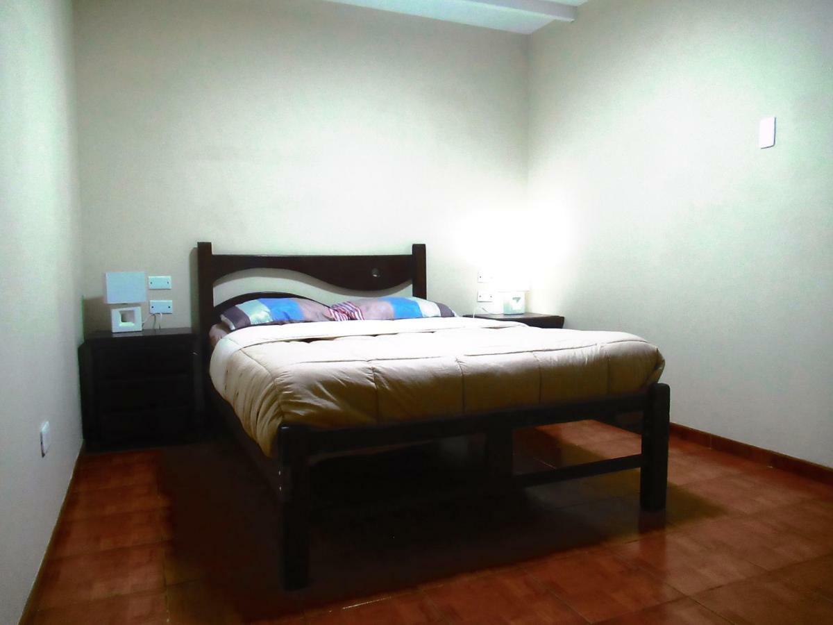Andes Backpackers Hostel Lima Exterior photo